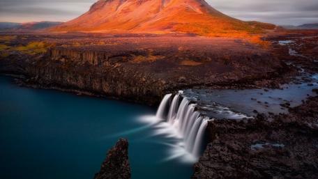Þjófafoss wallpaper