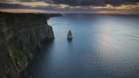 Cliffs of Moher - County Clare, Burren, Ireland wallpaper