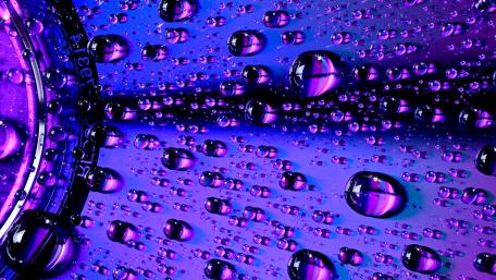 Water droplets wallpaper