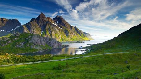 Green Reine landscape wallpaper