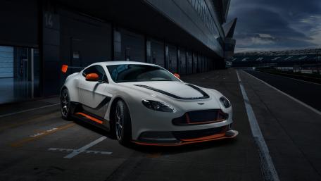 Dream of the Ultimate Aston Martin V8 Vantage Wallpaper wallpaper