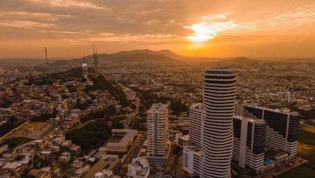 Stunning Urban Sunset View wallpaper