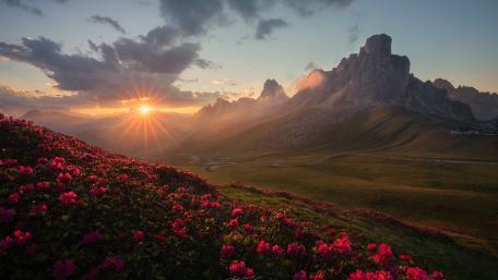 Giau Pass, Dolomites wallpaper