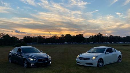Classic Cars at Sunset wallpaper