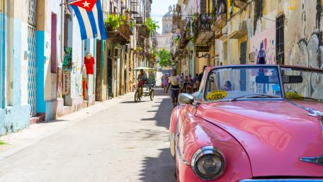 Cuban street wallpaper