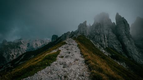 Trail to Misty Peaks wallpaper