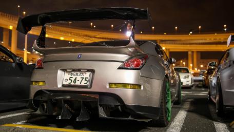 Tokyo Nights with the Nissan 370Z Racing Dream wallpaper
