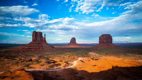 Monument Valley wallpaper