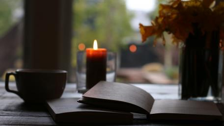 Books wallpaper