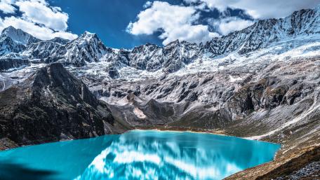 Majestic Highland Reflection Wallpaper wallpaper
