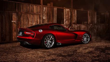 Sleek and Powerful Dodge Viper SRT GTS Wallpaper wallpaper
