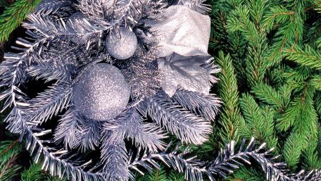 Elegant Silver Christmas Decorations for Festive Cheer wallpaper