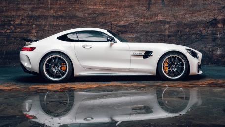 Mercedes AMG GT in Serene Reflection wallpaper