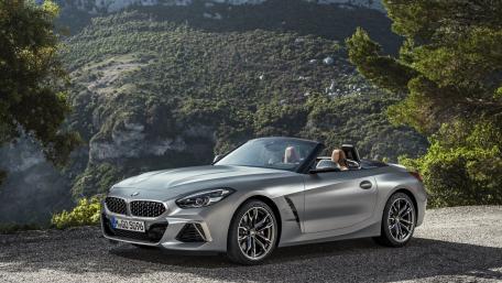 Sleek BMW Z4 Dream Car Wallpaper wallpaper