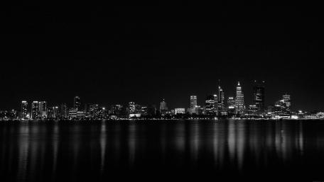 Elegant Nighttime City Skyline in Black and White wallpaper