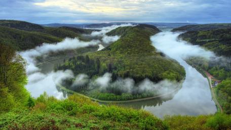Saar River Loop wallpaper