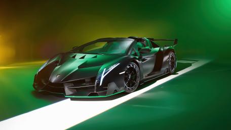 Lamborghini Veneno in Stunning 8K Glory wallpaper