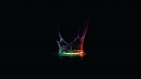 Waterdrop Symphony in Darkness 4K wallpaper
