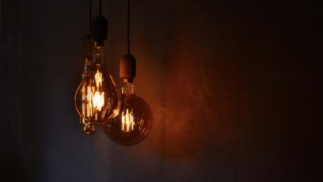 Illuminated Elegance in Darkness wallpaper