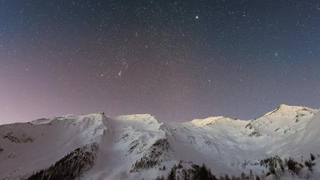 Mountain Covered Snow Under Star wallpaper