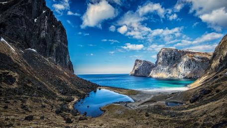 Coastal landscape, Vestervika wallpaper
