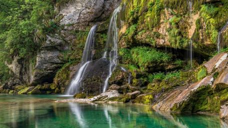 Slap Virje (Virje Waterfall) wallpaper