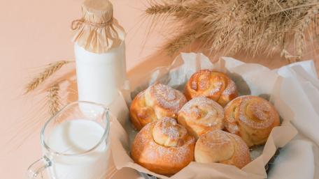 Baking wallpaper