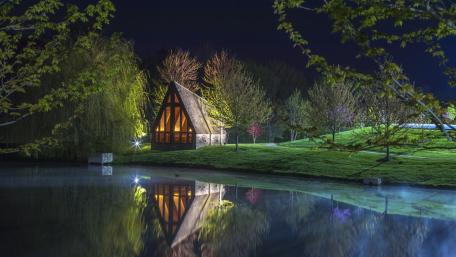 Twilight Serenity at Lakeside Cottage wallpaper