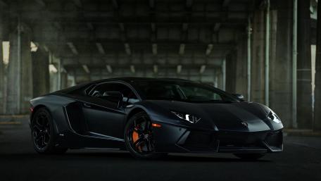 Lamborghini Aventador LP700-4 wallpaper