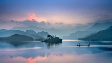 Mystical Morning at the Lake wallpaper