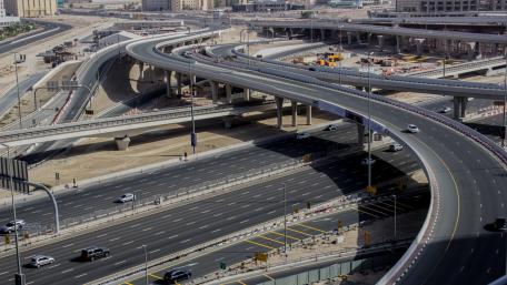 Freeway Near Dubai Marina wallpaper