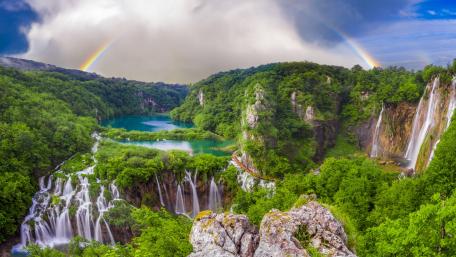 Rainbow over Plitvice Lakes National Park wallpaper