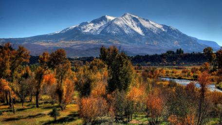 Mount Sopris at fall wallpaper