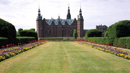 Frederiksborg Castle wallpaper