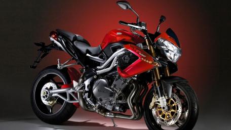 Bold Benelli Motorcycle Wallpaper Showcase wallpaper