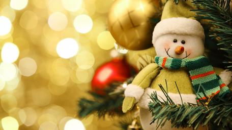 Charming Christmas Snowman Decoration Wallpaper wallpaper