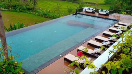 Infinity Pool wallpaper