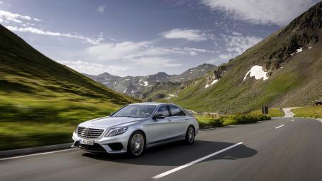 Mercedes-Benz S500 wallpaper