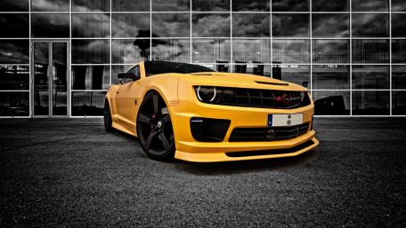 Dreamy Yellow Chevrolet Camaro Wallpaper wallpaper
