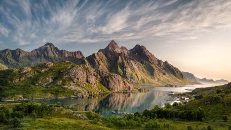 Mærvollspollen inlet - Nordland, Norway wallpaper