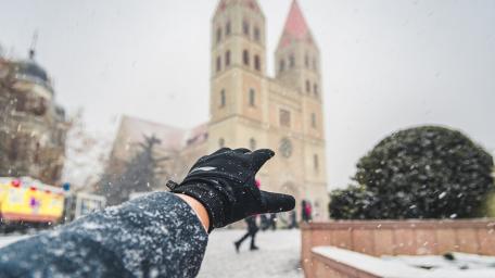 Snow and a church wallpaper
