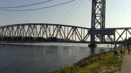 Train Bridge wallpaper