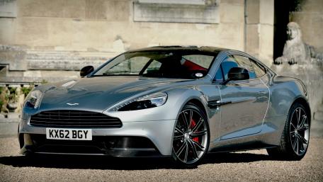 Sleek Aston Martin Vanquish Wallpaper for Car Enthusiasts wallpaper