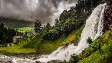 Steinsdalsfossen wallpaper