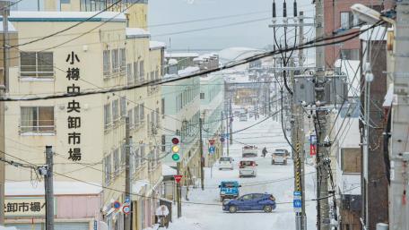 Winter Wonderland in a Snowy Suburb of China wallpaper