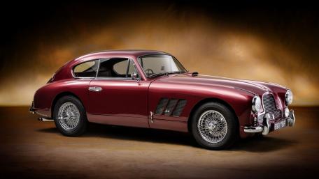 Classic Aston Martin Elegance Exposed wallpaper