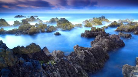 Serenity of Rocky Seascape wallpaper