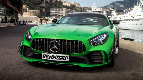 Stunning Green Mercedes-Benz AMG GT R Wallpaper wallpaper