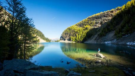 Lake Agnes wallpaper