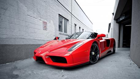 Red Ferrari FXX-K Exuding Power and Elegance wallpaper